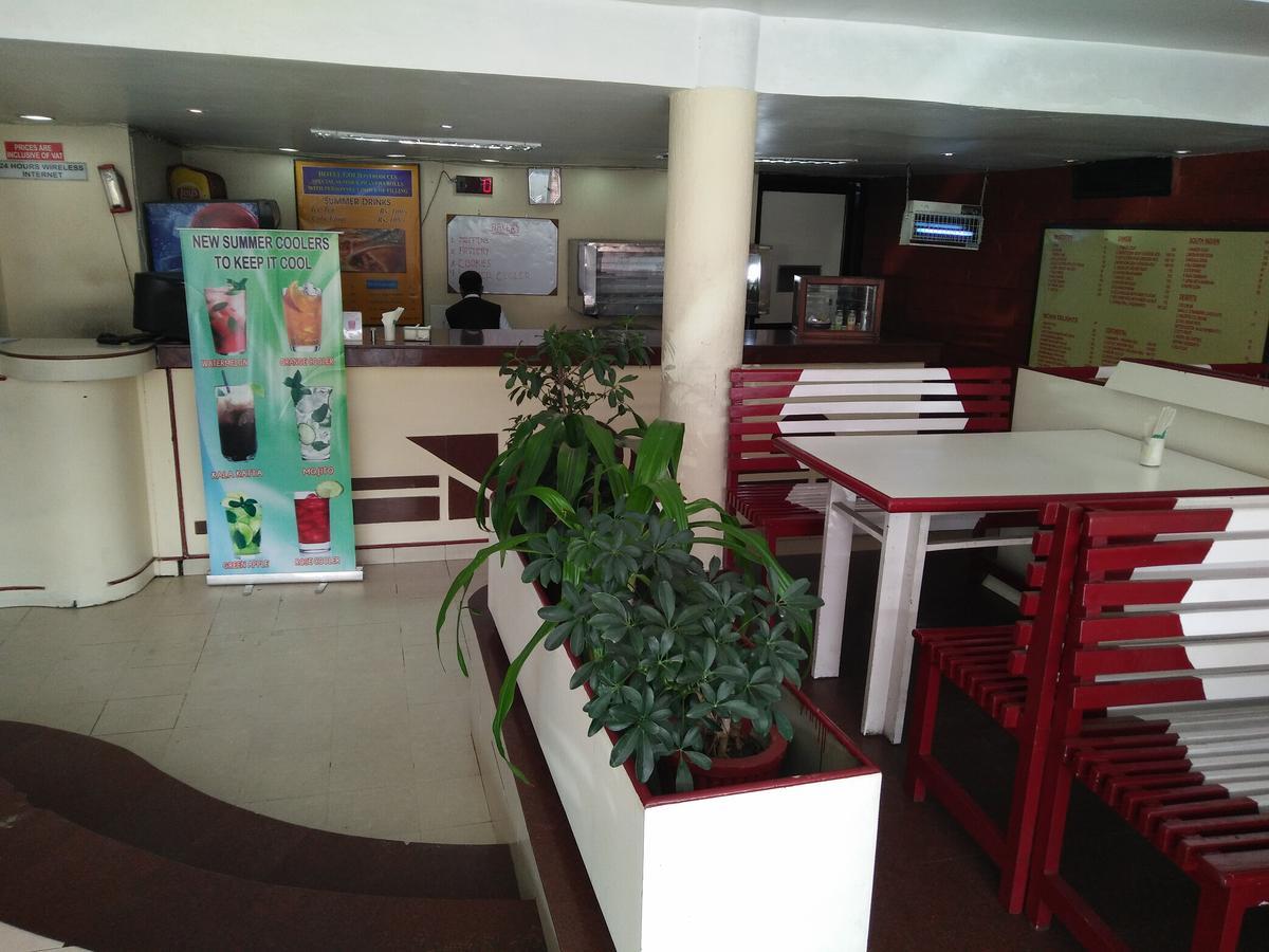 Hotel Gold Panipat Luaran gambar